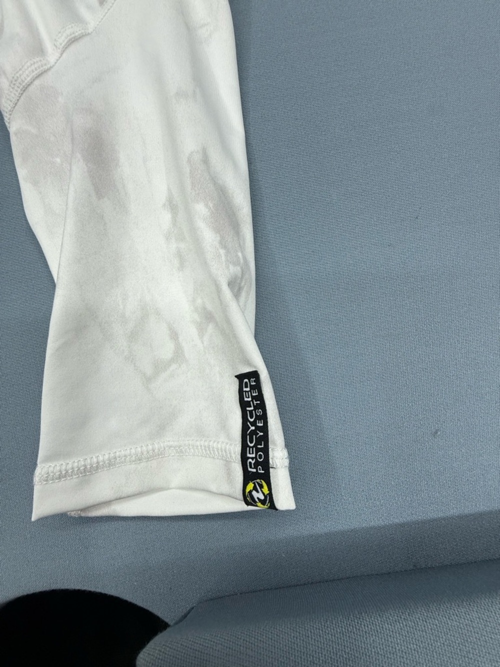 Aqualung White Tie-Dye Active Leggings with Gold Emblem - Picture 5 of 6